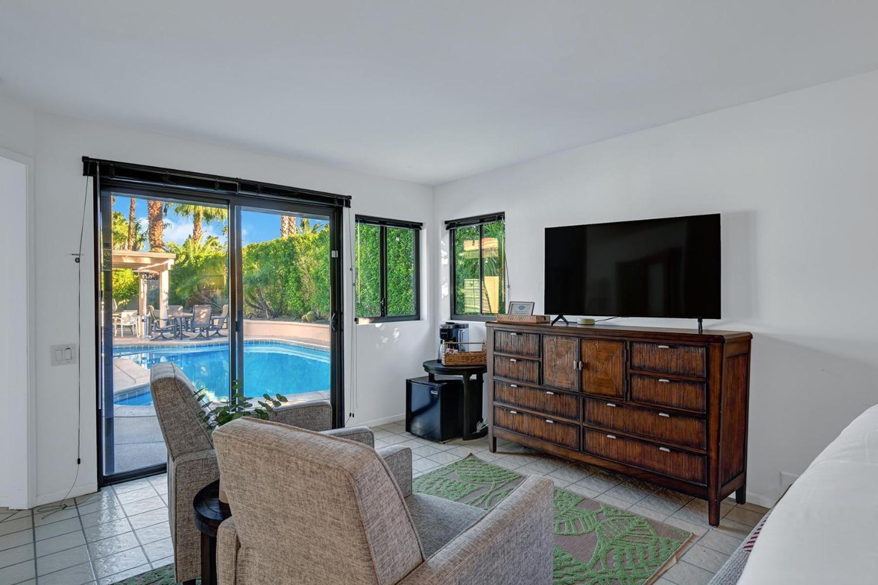 Los Compadres Oasis - 5 Bedroom Palm Springs Eksteriør bilde